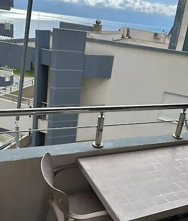 Sea View In Lungomare Appartement *