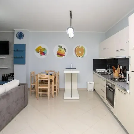 Sea View In Lungomare Daire *